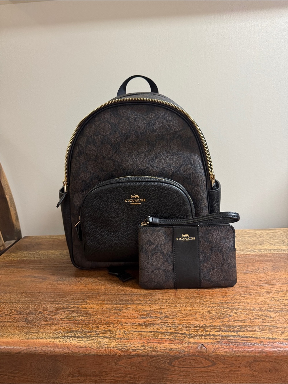 NWOT COACH COURT BACKPACK AND MATCHING WRISTLET